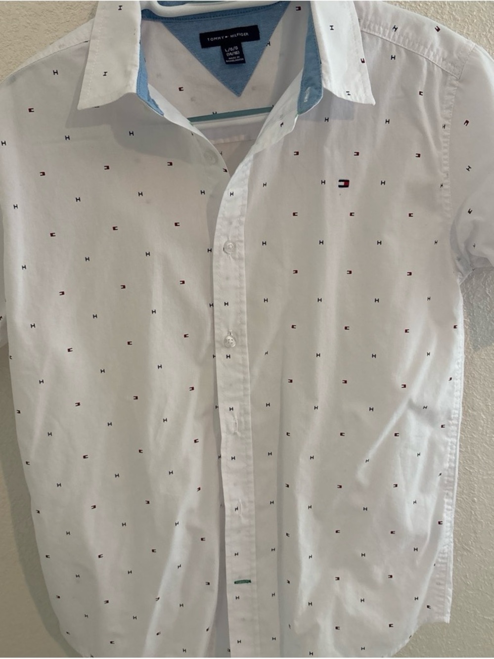 Tommy Hilfiger White Short-Sleeve Button-Down with Mini Logo Pattern